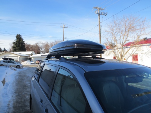 Thule 635B Sonic XL Black on a Toyota Sienna Racks For Cars Edmonton